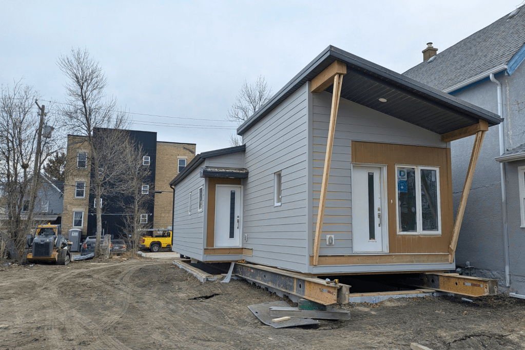 housing move